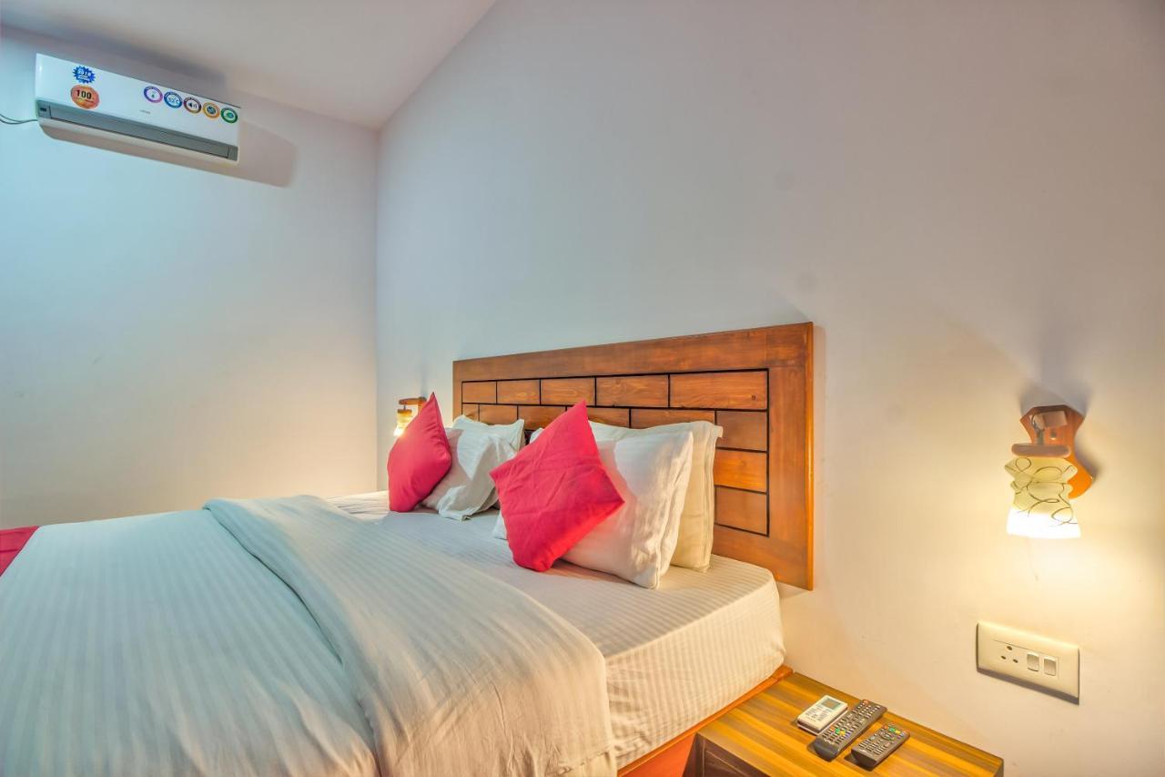 Beach Doorz Hotell Baga Exteriör bild