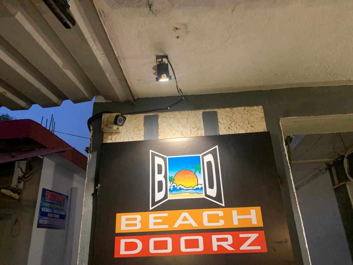 Beach Doorz Hotell Baga Exteriör bild